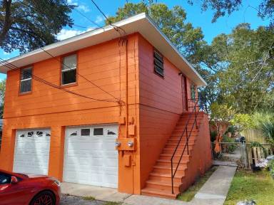 Main picture of 1926 Burlington Ave N