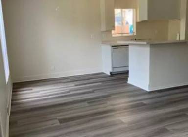 Main picture of 4424 Woodman Ave
