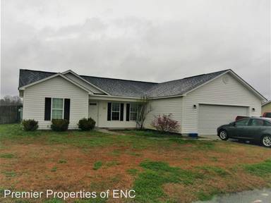 Main picture of 105 Heavens Gate Dr
