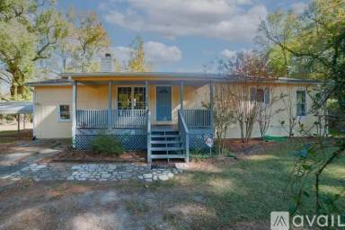 Main picture of 2461 Wilmington Hwy