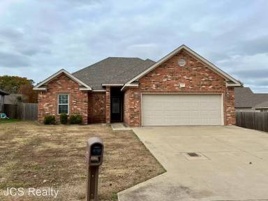 Main picture of 323 Goldrush Ln