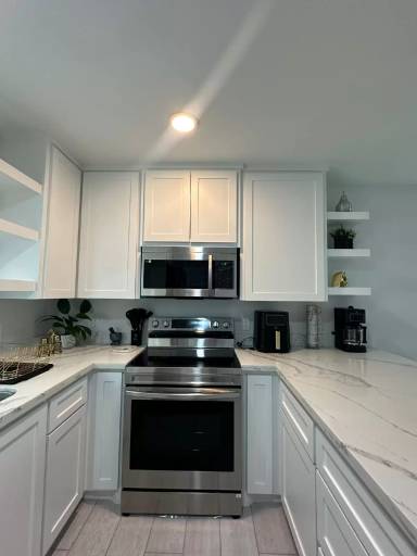 Main picture of 905 B-C Avenue - 1