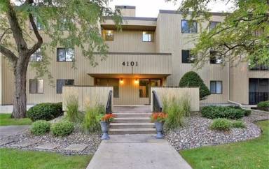 Main picture of Cedarwood Condominiums