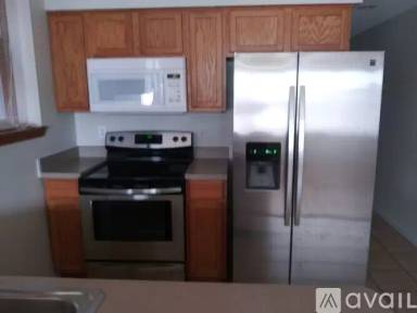 Main picture of 27 E Willis St