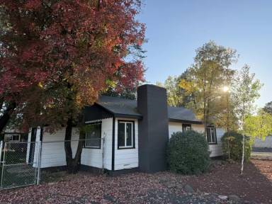 Main picture of 2037 E Aspen Dr