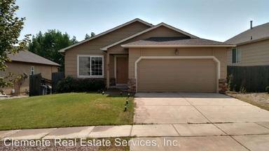 Main picture of 4875 Feathers Way
