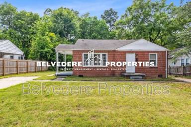 Main picture of 720 S Elam Ave