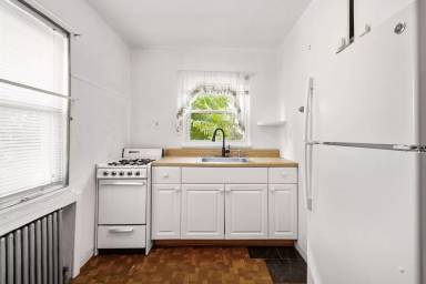 Main picture of 1504 Coraopolis Heights Rd