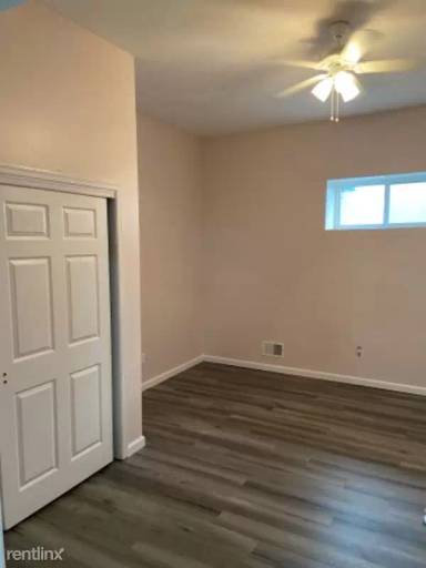 Main picture of 454 Main St