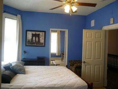 Main picture of 1023 S Trafton St