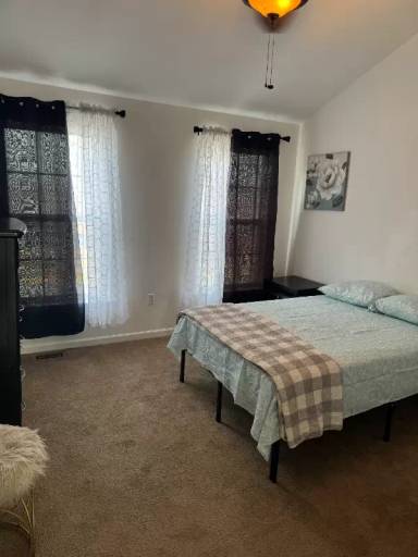 Main picture of 103 Trupenny Turn