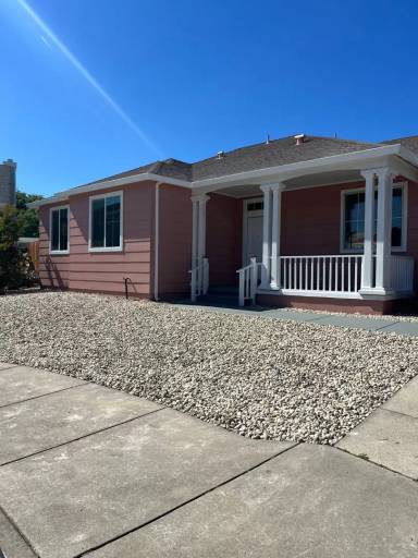 Main picture of 2065 Banjo Dr