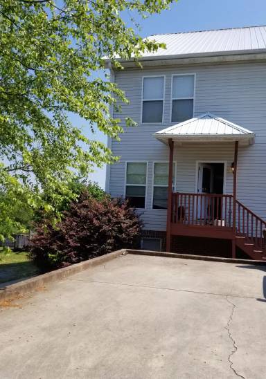 Main picture of 3517 Walnut Grove Ln NE