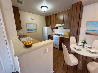 Main picture of 4545 Alamo St