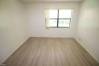 Main picture of 3820 Harwood St