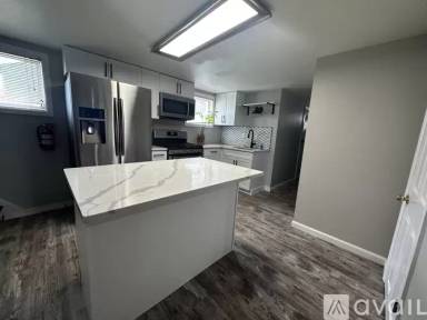 Main picture of 615 Littleton Rd