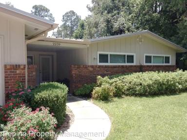 Main picture of 2239 NW 20th Ct