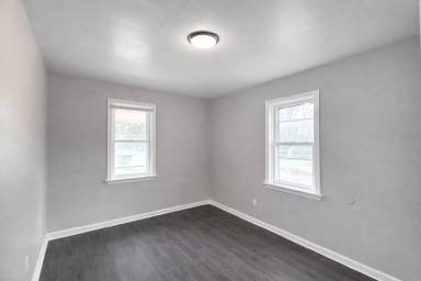 Main picture of 1524 Tanner Ave SW
