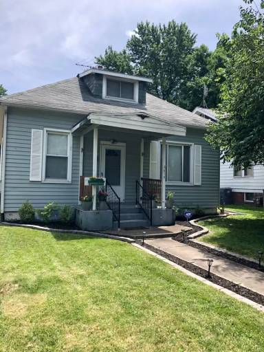 Main picture of 916 Ruskin Ave