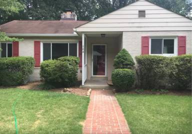 Main picture of 103 Devon Ct
