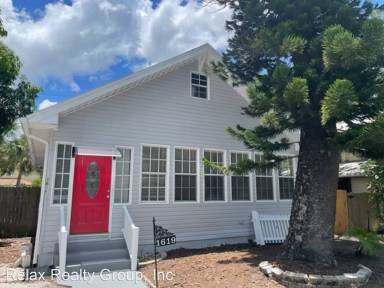 Main picture of 1619 Ballard Park Dr