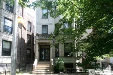 Main picture of 3521 N Wilton Ave