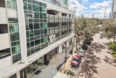 Main picture of 101 Eola Condominiums