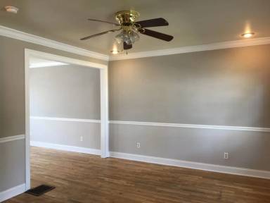 Main picture of 230 N Summit St