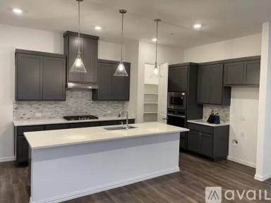 Main picture of 7553 Regal Ln