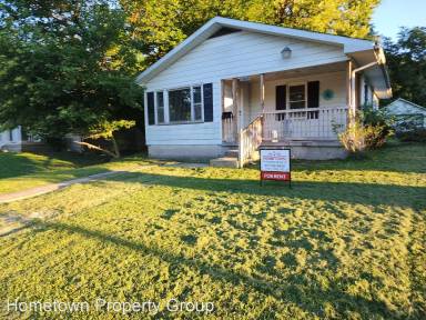 Main picture of 1315 W 10th St