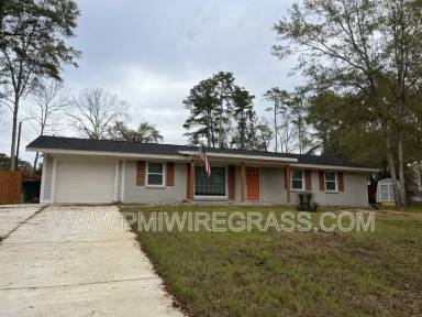 Main picture of 226 Jasmine Dr