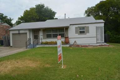 Main picture of 4917 Roanoke St