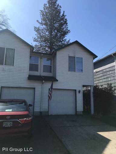 Main picture of 257 W Dartmouth St