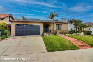Main picture of 2333 Presidio Dr