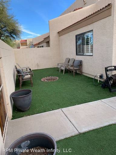 Main picture of 4834 W New World Dr
