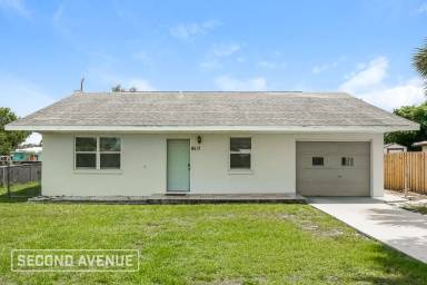 Main picture of 8617 Shumock Ave