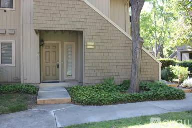 Main picture of 5703 Makati Cir