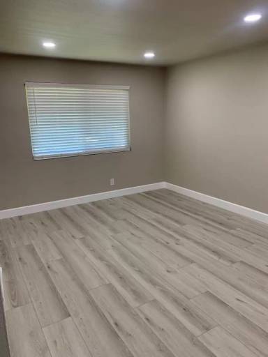 Main picture of 2222 Bear Valley Pkwy