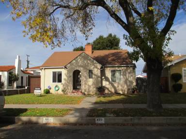 Main picture of 421 E Mill St