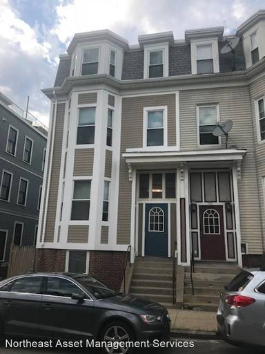 Main picture of 774 E 5th St