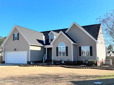 Main picture of 2604 Chardon Ct