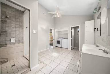 Main picture of 7418 Oscar Dr