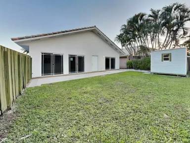 Main picture of 8733 NW 140th Ln