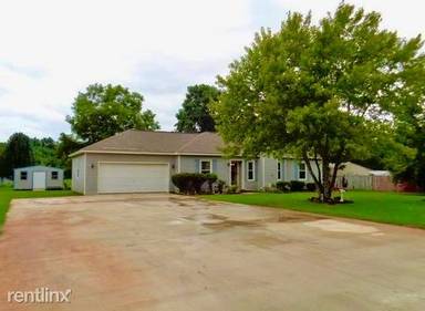 Main picture of 106 Gustavus Dr