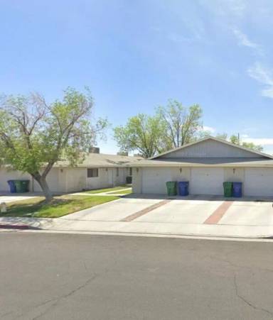 Main picture of 121 Parkview Ave