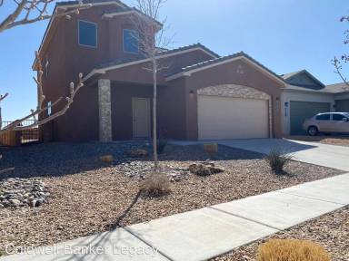 Main picture of 4461 Golden Eagle Loop NE