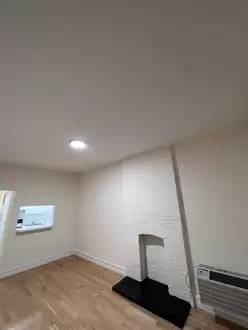 Main picture of 171 E 83rd St