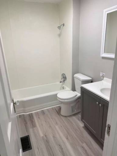 Main picture of 3701 SW Munson Ave