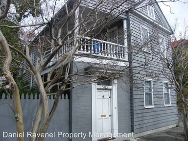 Main picture of 70 Vanderhorst St