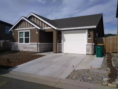 Main picture of 2872 Winesap Cir